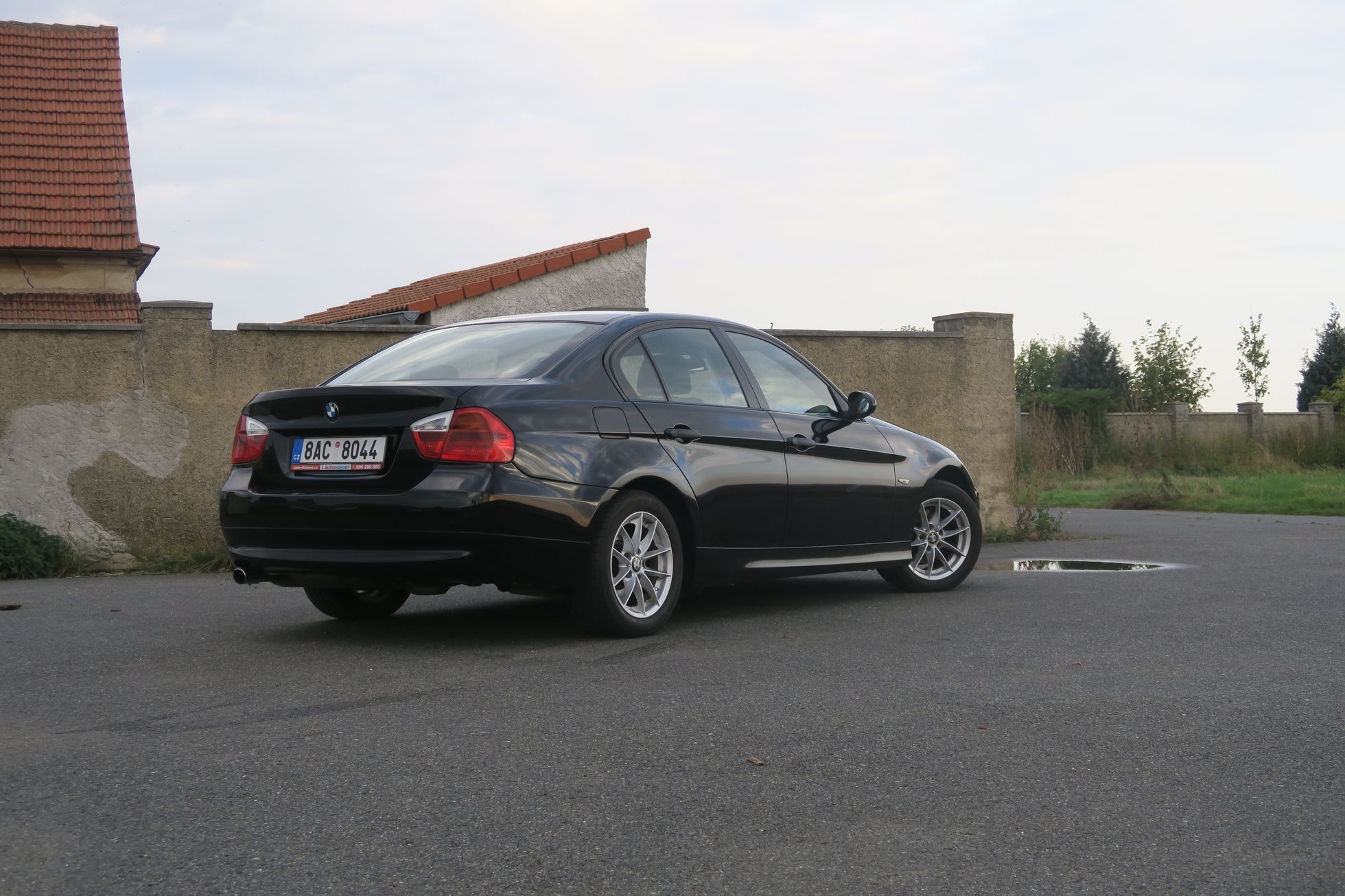 Mercedes C a BMW 3 - srovnání ojetin