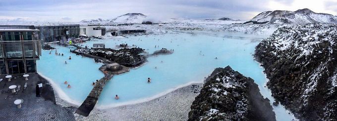 Modrá laguna jsou geotermální lázně na poloostrově Reykjanes na jihozápadě Islandu.