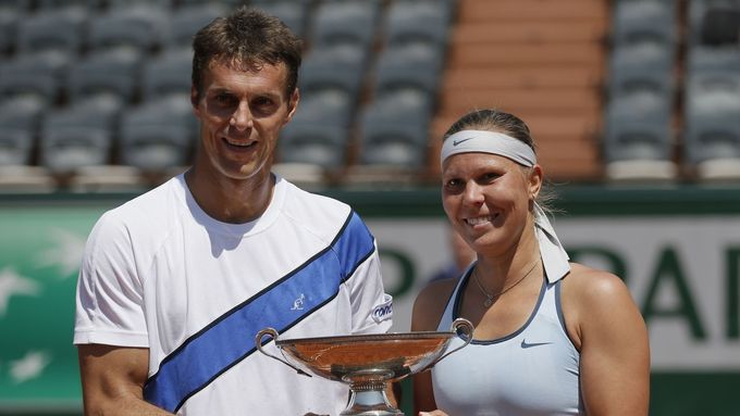 Lucie Hradecká s Františkem Čermákem na Australian Open finále prohráli, v Roland Garros to vyšlo. .