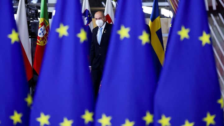 Domino efekt ve středovýchodní Evropě? EU kritizuje útoky na média ve Slovinsku; Zdroj foto: Reuters