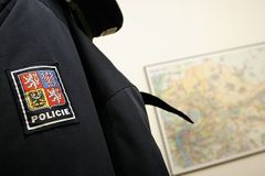 Zákon posilující pravomoci policie poslali poslanci dál