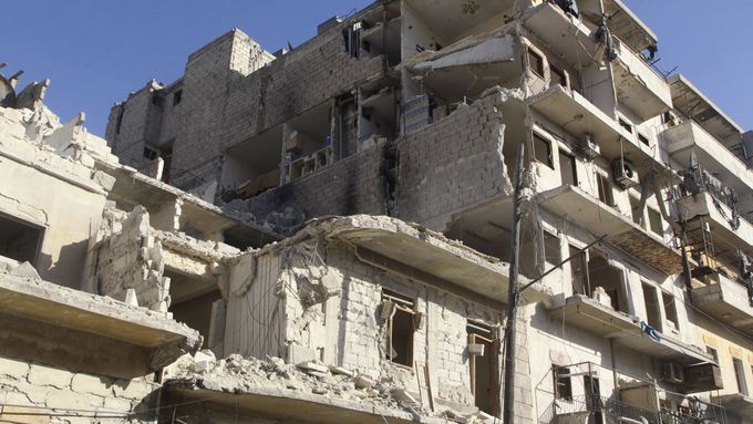 Snímek ze syrského Aleppa, které zničila válka.