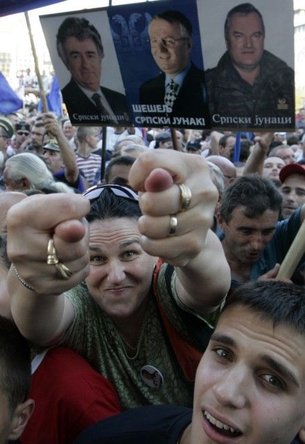 Demonstrace nacionalistů v Bělehradě