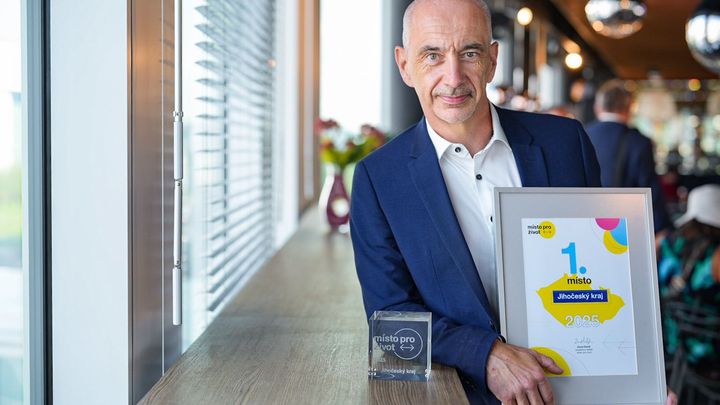 "Je to samý Babiš, Babiš, Babiš," cupuje ODS Kuba. Přestal věřit, že stranu změní