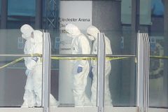 Terorista v Manchesteru cílil na náctileté. Předchozí takový útok přiměl Izrael k postavení zdi