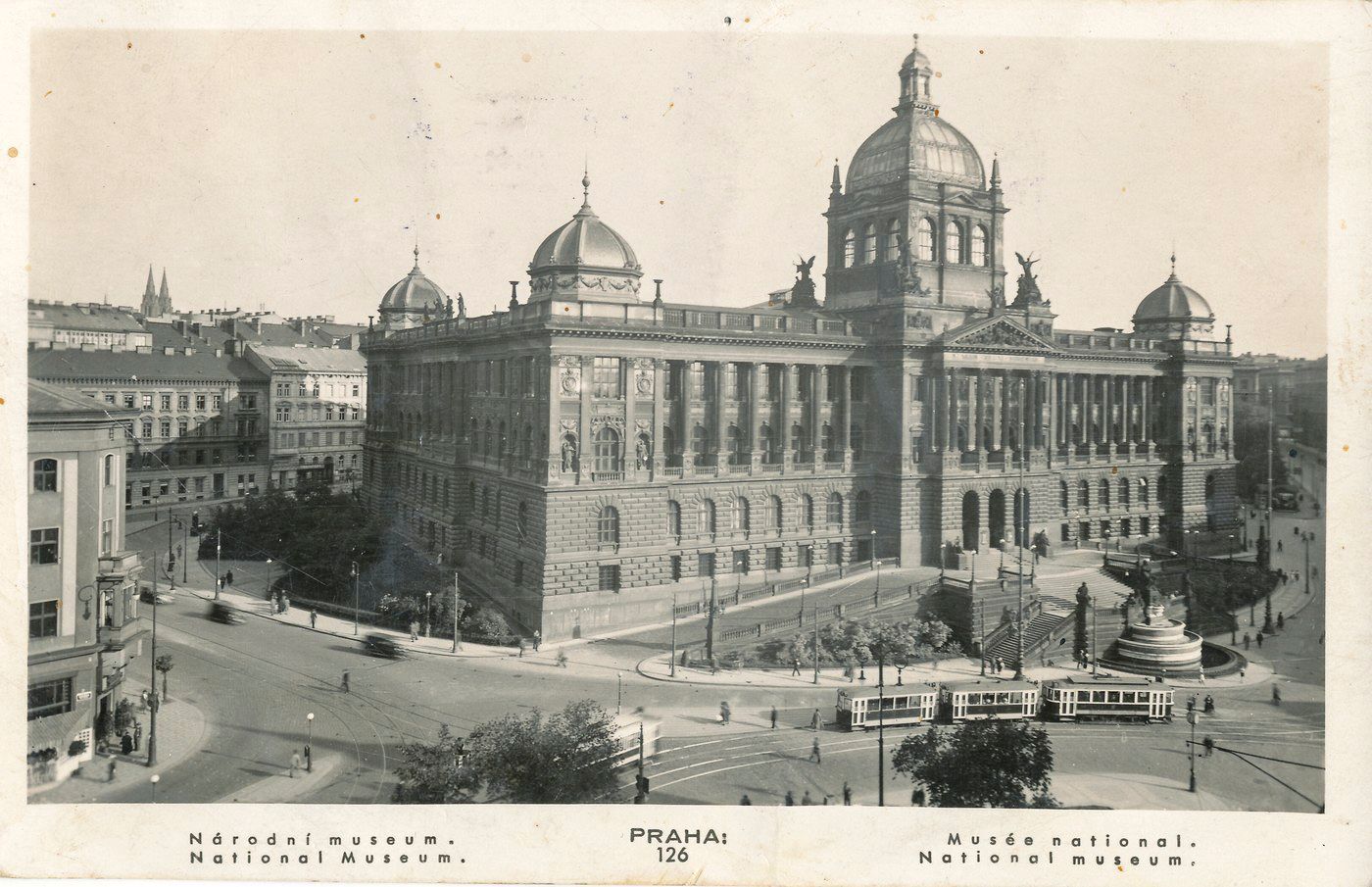Tramvaj, Václavské náměstí, historie, Domácí