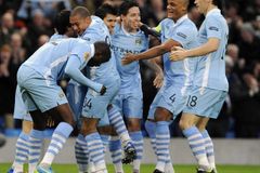 Manchester City slaví po 44 letech anglický titul
