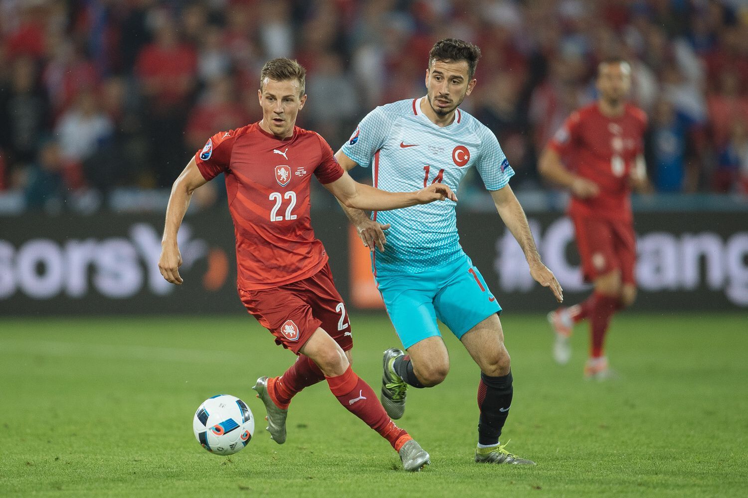 Euro 2016, Česko-Turecko: Vladimír Darida - Oguzhan Özyakup