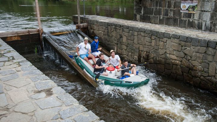 Neškolení by se neměli o záchranu tonoucího pod jezem vůbec pokoušet, říká záchranář; Zdroj foto: Vojtěch Marek