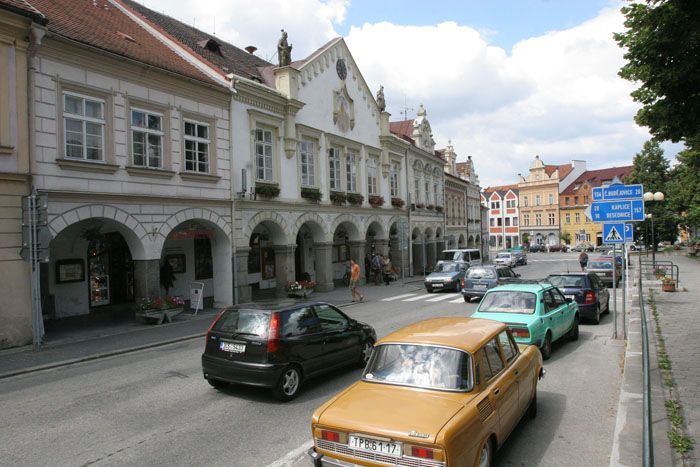 Silnice skrz Trhové Sviny