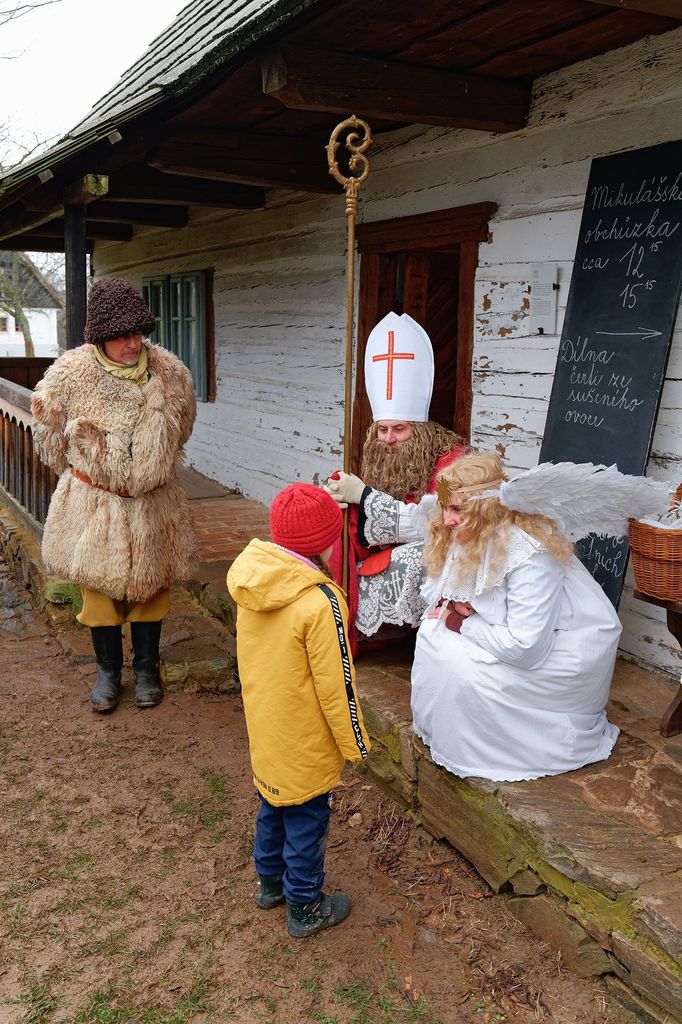 Svatomikulášská obchůzka a advent na české vesnici, Muzeum lidových staveb v Kouřimi