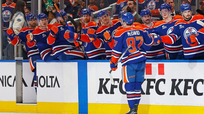 Gól Connora McDavida