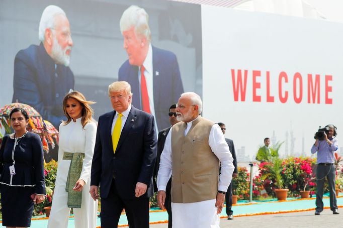 Donald Trump, Melania Trumpová a indický premiér Naréndra Módí.