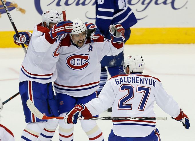 NHL, Toronto - Montreal: Andrej Markov (79), Tomáš Plekanec (14) a Alex Galchenyuk slaví gól