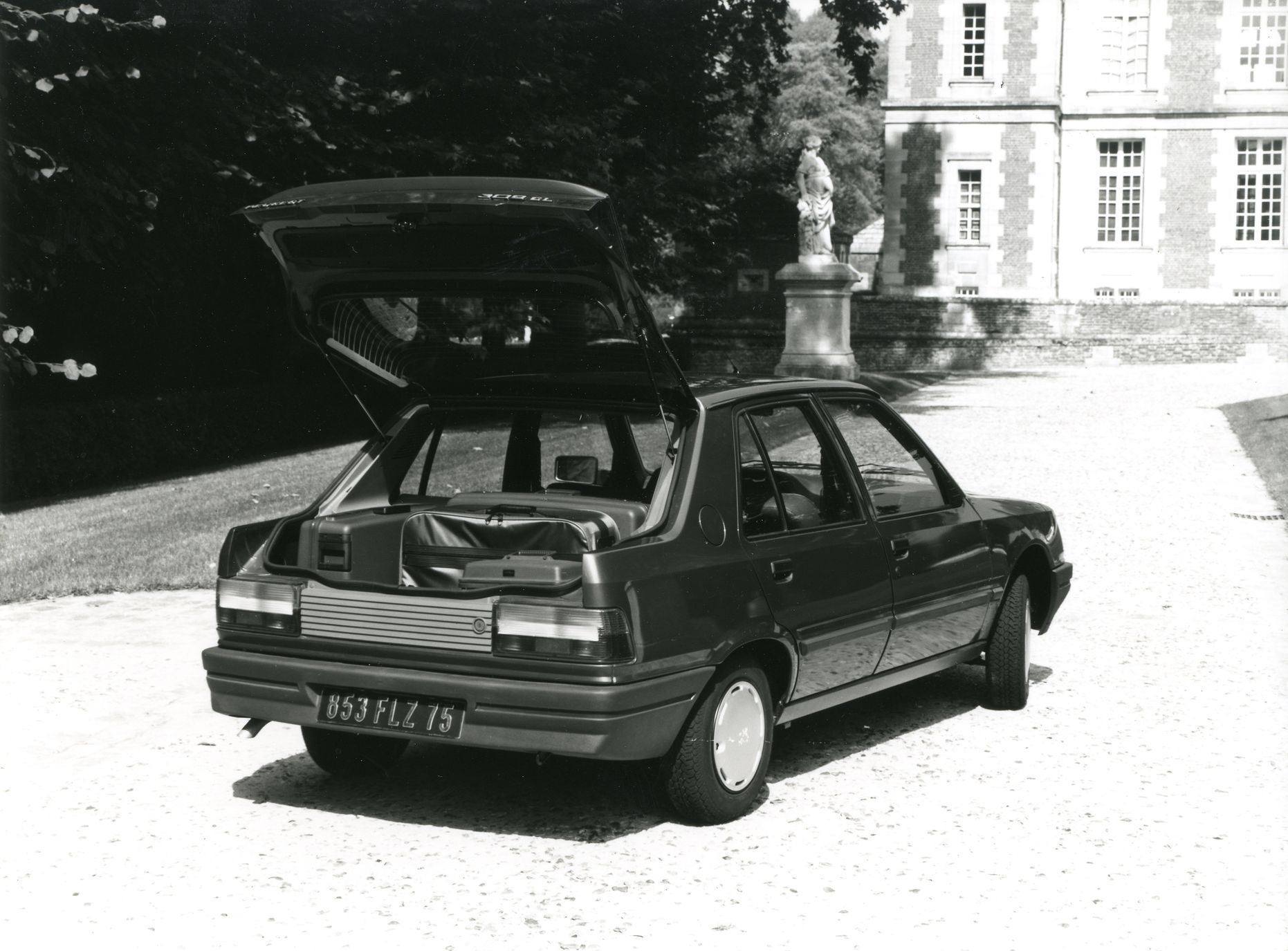 Peugeot 309