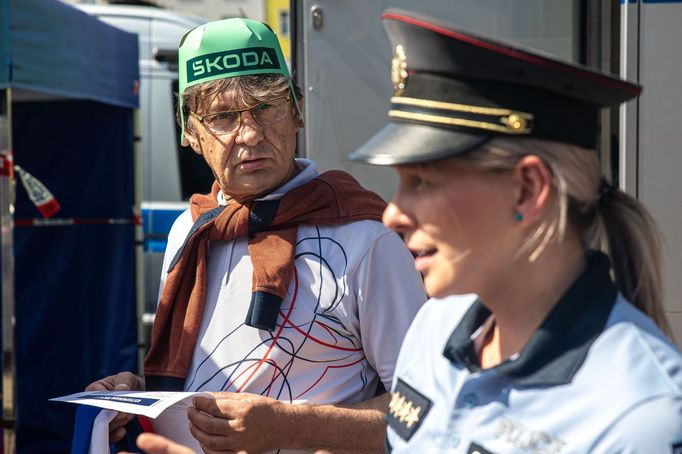 Policie na Mistrovství světa v hokeji 2024 v Česku u O2 Areny v Praze.