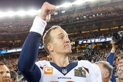 Denver v Super Bowlu přechytračil Carolinu, vedl ho veterán Manning