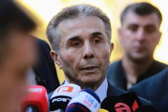 Gruzínský sen pokračuje v razii. Nechal prohledat domy politiků včetně expremiéra