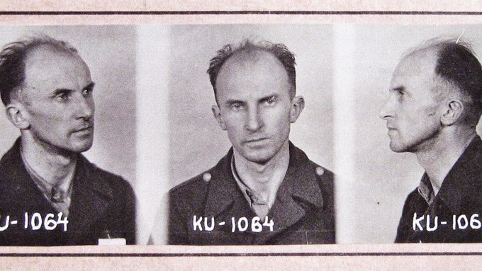 "Britský" parašutista Tomáš Sedláček, hrdina bojů od Dukly, byl v roce 1951 zatčen, mučen, přinucen k doznání, odsouzen k trestu smrti, pak na doživotí. Propuštěn byl v roce 1960 po amnestii.