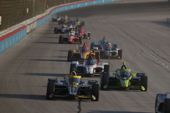 Zach Veach v závodě IndyCar na Texas Motor Speedway