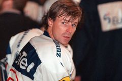 Český hokejový hrdina Svoboda prodává vítězný prsten. Cena už se zdvojnásobila