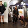 No Pants Subway Ride neboli jízda metrem bez kalhot