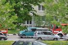 Muž v Ostravě vyskočil s devítiletým dítětem z okna paneláku. Policie případ řeší jako vraždu