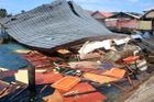 Na východě Indonésie udeřilo silné zemětřesení. Zemřel nejméně jeden člověk