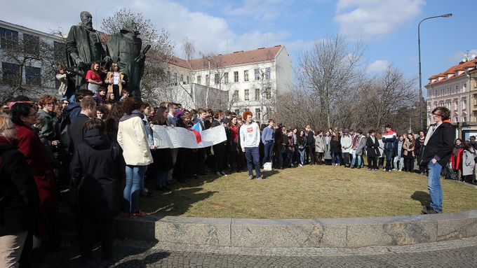 Stávka na gymnáziu Jana Keplera.