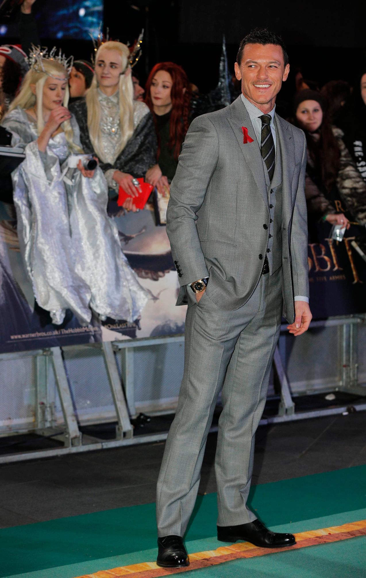 Cast member Evans arrives for the world film premiere of &quot;The Hobbit: The Battle of the Five Armies&quot; at Leicester Square in central London