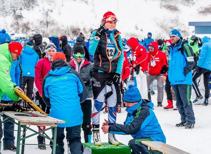 Biatlon, stíhací závod Oberhof (Eva Puskarčíková)