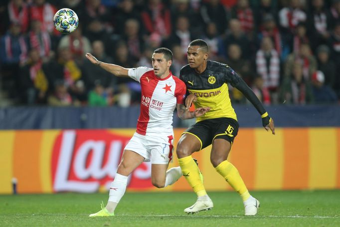 Slavia - Dortmund (Stanciu, Akanji)