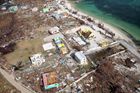 Největší škody zanechal ničivý hurikán Irma v Karibiku. Takhle vypadají seshora zničené domy na britských Panenských ostrovech.