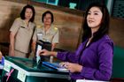 Thajci volili, premiérkou bude poprvé žena