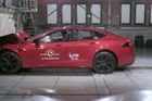 Tesla Model S prošla nárazovými testy celkem dvakrát, v roce 2014 a 2022.