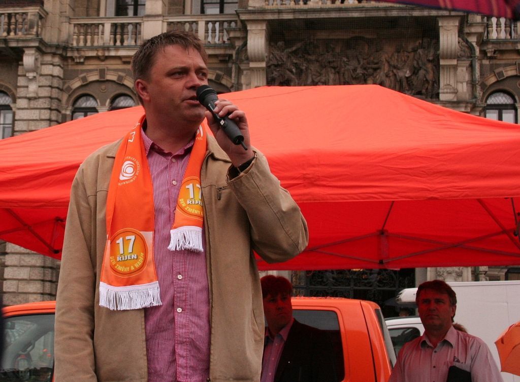 Robert Dušek na kampani ČSSD před volbami do europarlamentu