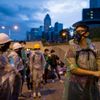 Střety demonstrantů s policisty v Hongkongu - 1. prosince