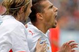 Milan Baroš slaví gól do sítě Belgie