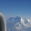 Bhútán - pohled na Everest během letu Paro - Káthmándú