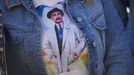 Někteří oblékli trička s novým svatým Josém Gregorioem Hernándezem, venezuelským lékařem.