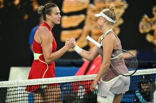 Brenda Fruhvirtová, Aryna Sabalenková, Australian Open 2024, 2. kolo