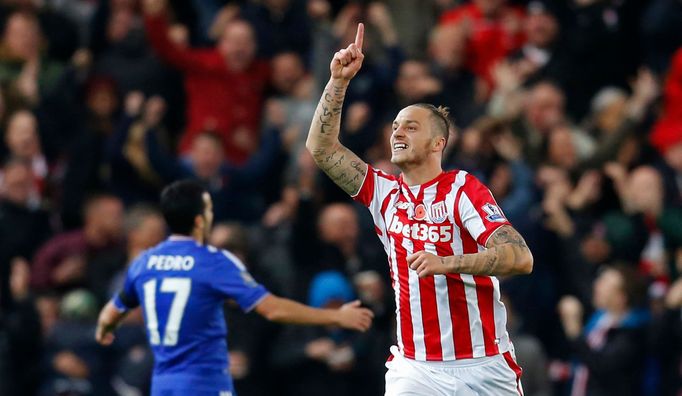 Marko Arnautovič slaví gól Stoke