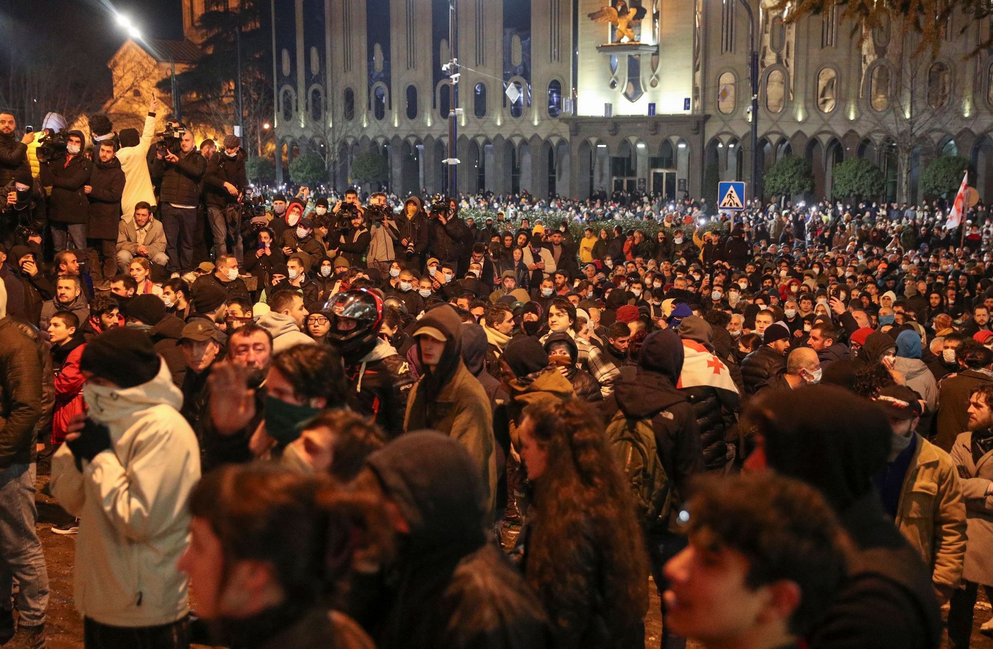 gruzie protesty evropská unie demonstrace vodní děla