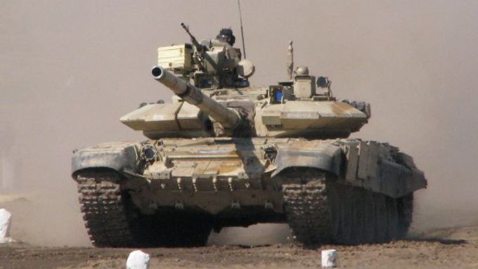 Ruský tank T-90.