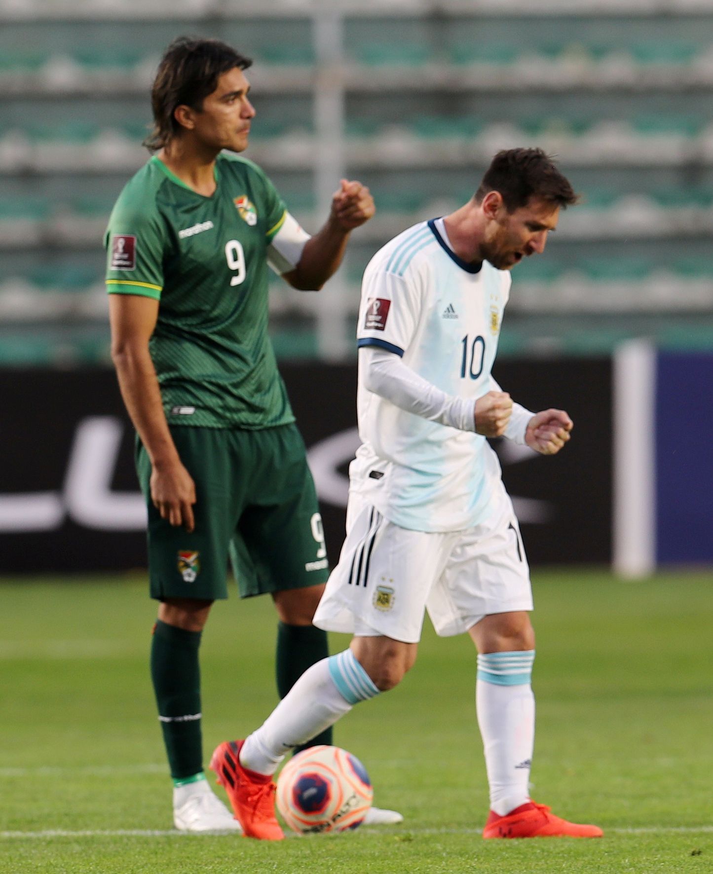 fotbal, jihoamerická kvalifikace MS 2022 Bolívie - Argentina Marcelo Moreno Lionel Messi