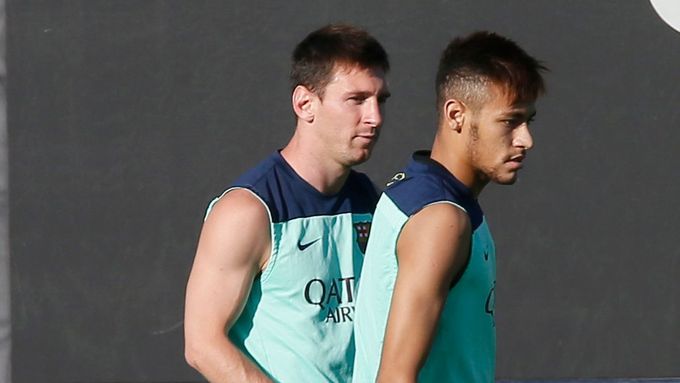 Nová posila Barcelony Neymar si poprvé zatrénoval pod koučem Martinem.