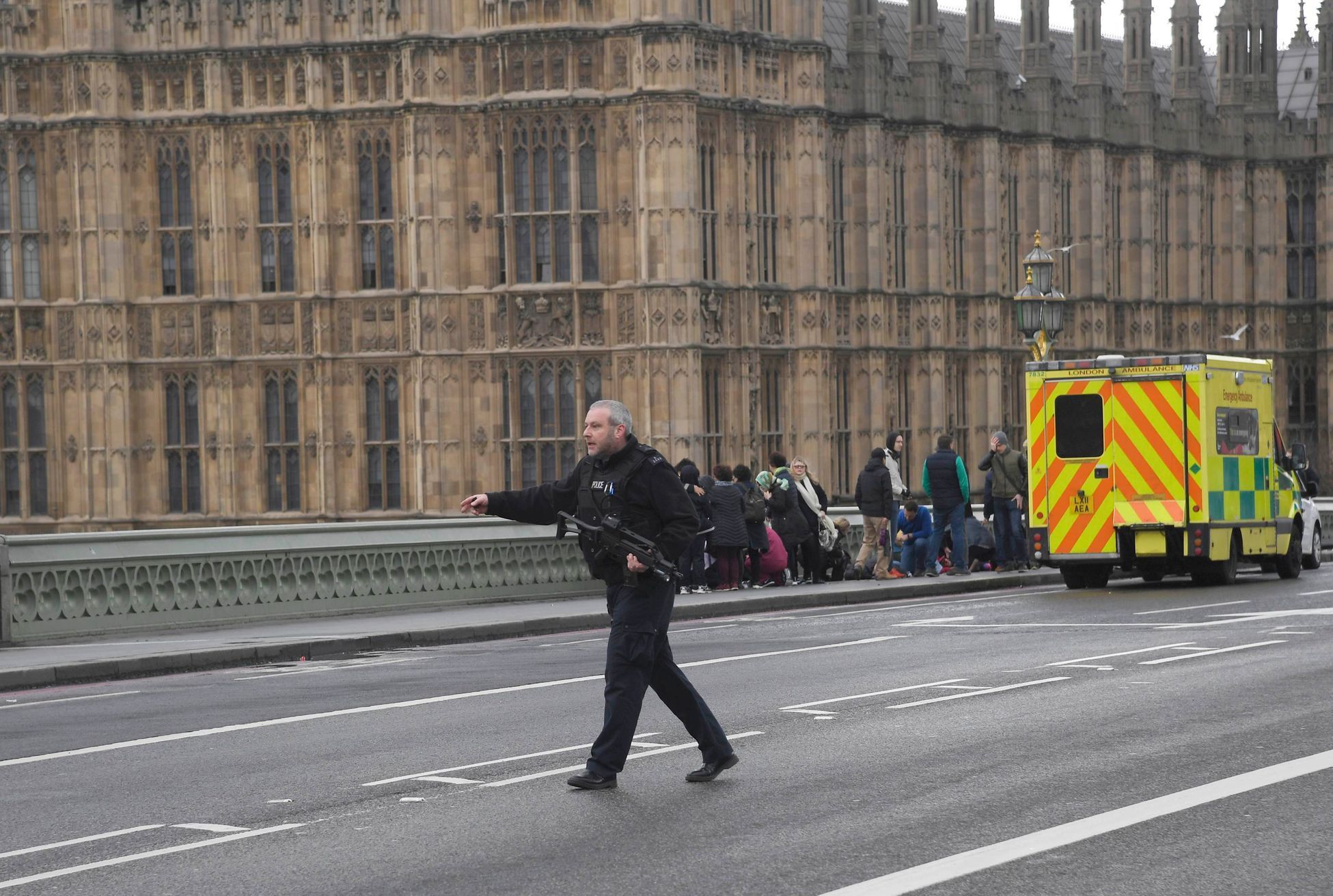 Střelba před britským parlamentem