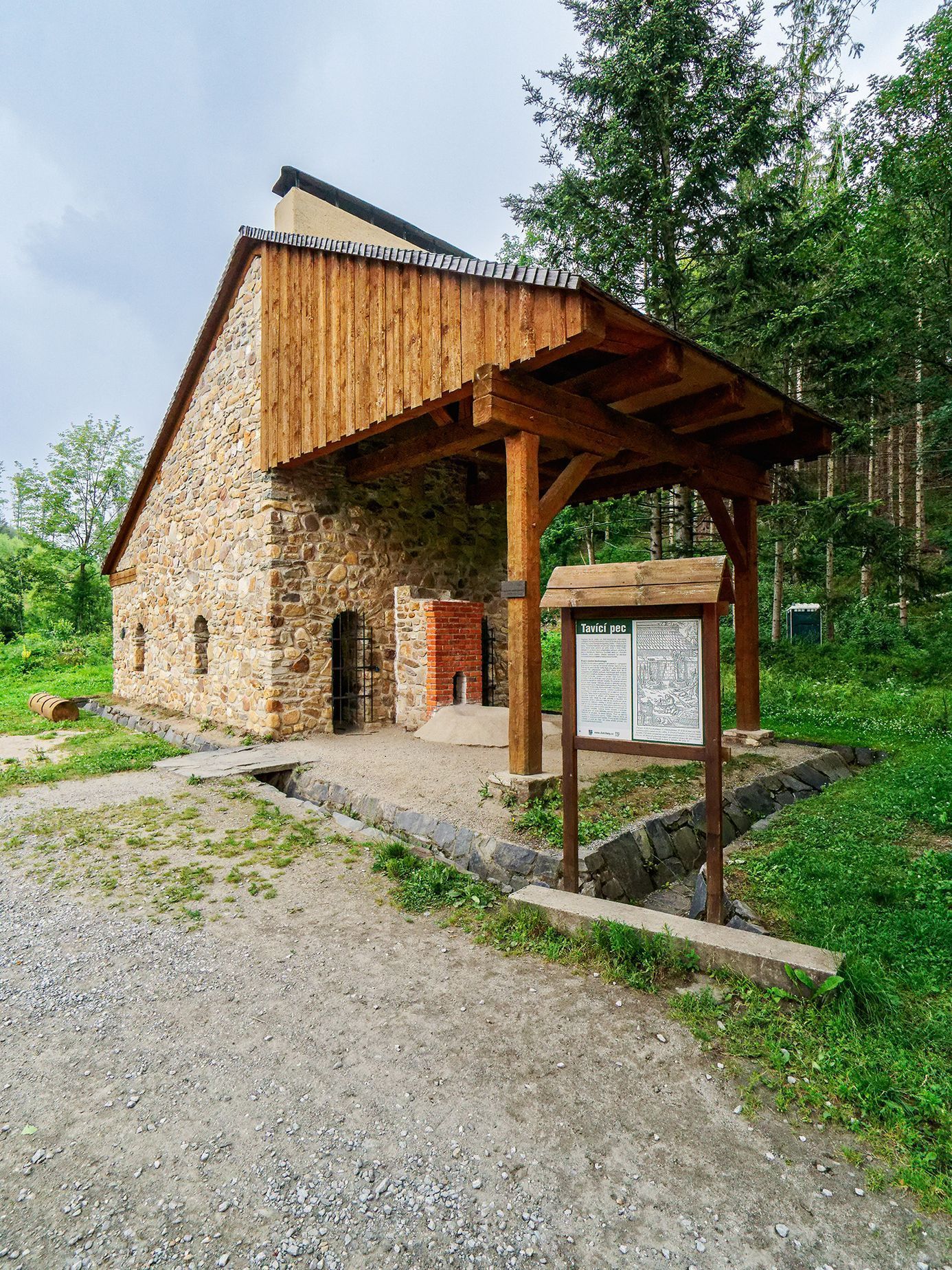 zlatorudné mlýny Zlaté Hory, zlato, doly, těžba, rýžování zlata