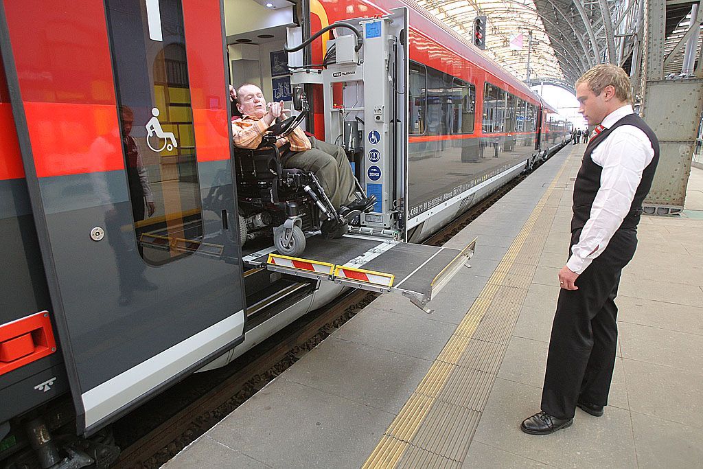 Railjet v Praze