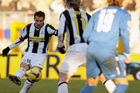 Juventus snížil náskok Interu. V neděli porazil Sienu